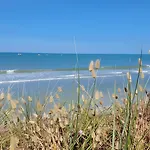 Chez Ptit Claude, Bord De Casa de Férias *