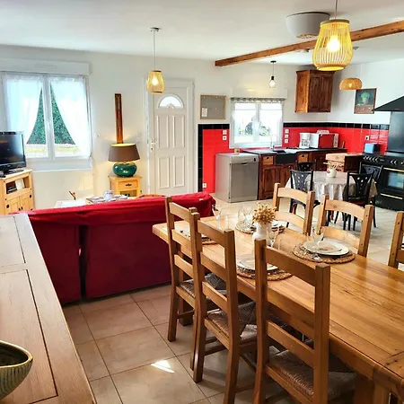 Vakantiehuis Chez Ptit Claude, Bord De