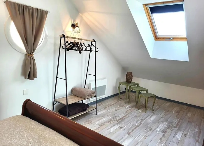 Holiday home Chez Ptit Claude, Bord De *