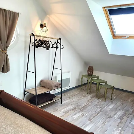 Chez Ptit Claude, Bord De Holiday home