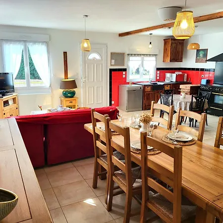 Chez Ptit Claude, Bord De * Creances