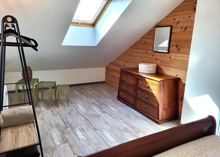 Chez Ptit Claude, Bord De