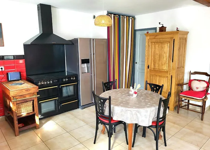 Chez Ptit Claude, Bord De